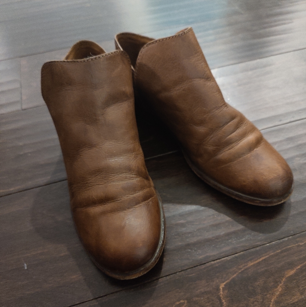 FRYE Women's Elyssa Shootie ankle boots women's size 7